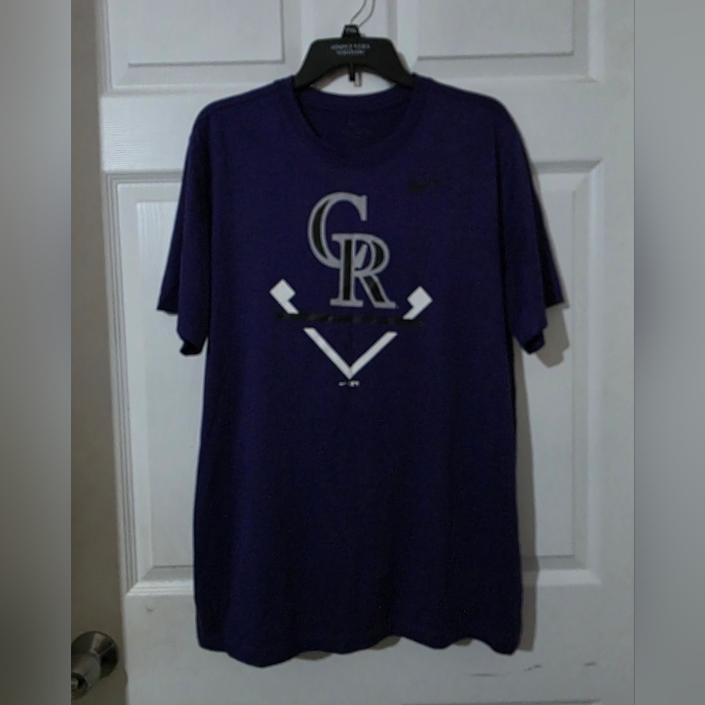 Men Size Large Nike Dri Fit Colorado Rockies MLB T Shirt Purple